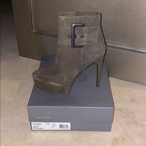 Vince Camuto suede booties 8.5